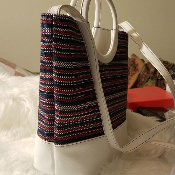 🇺🇲LIZ CLAIBORNE Harriet Tote - Picture 3 of 7